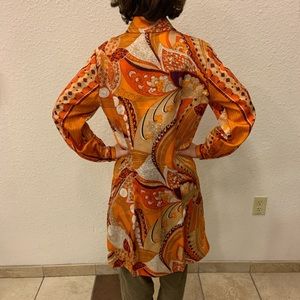Groovy vintage 1970’s mini button-up dress — no label.